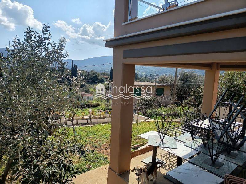 Θέα από μπαλκόνι