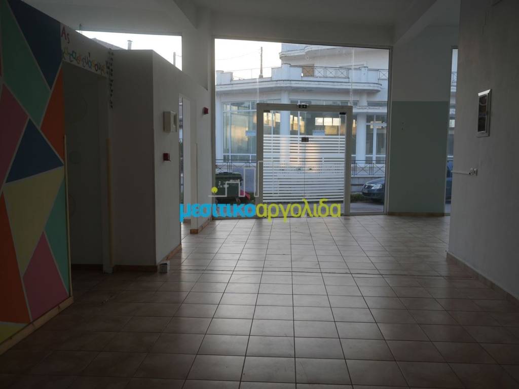 Εσωτερικοι χώροι