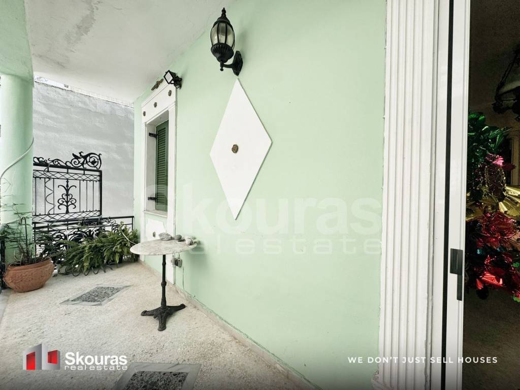 Εσωτερικοι χώροι