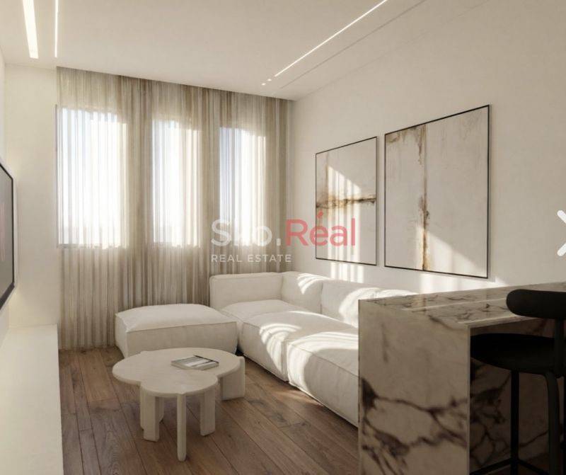 ΦΩΤΟΡΕΑΛΙΣΤΙΚΑ