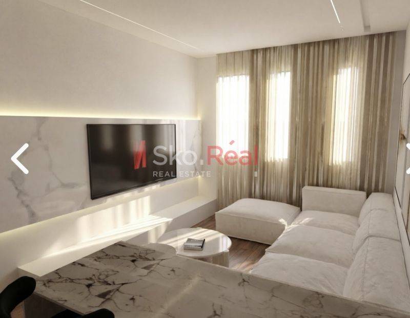 ΦΩΤΟΡΕΑΛΙΣΤΙΚΑ