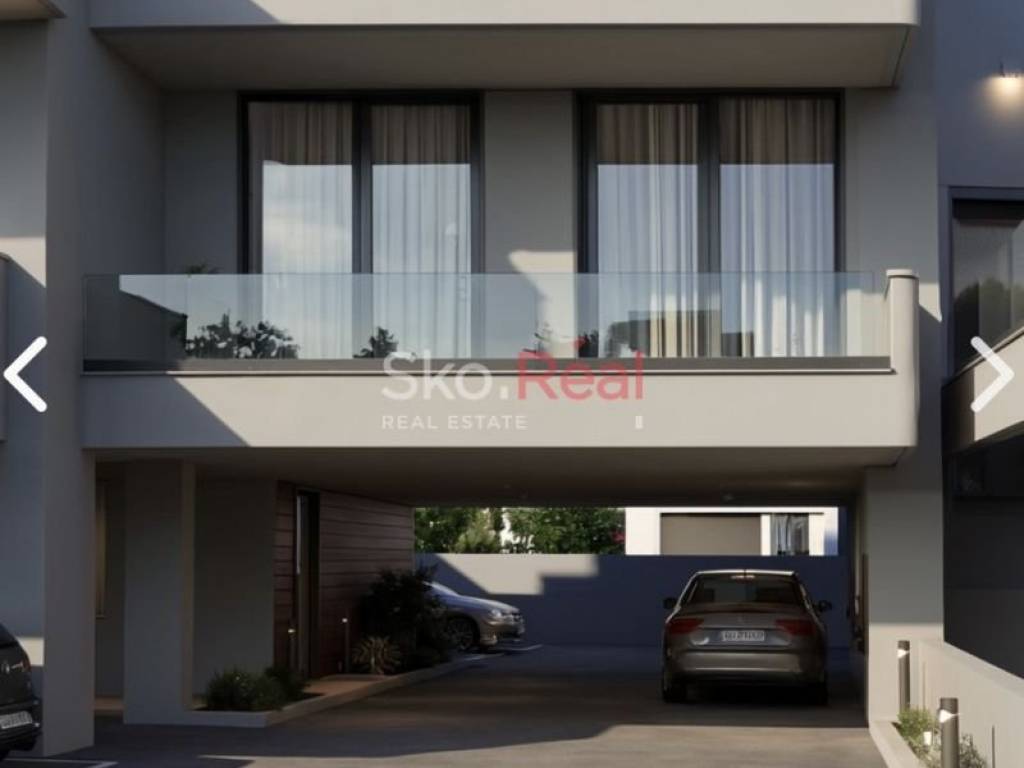 ΦΩΤΟΡΕΑΛΙΣΤΙΚΑ