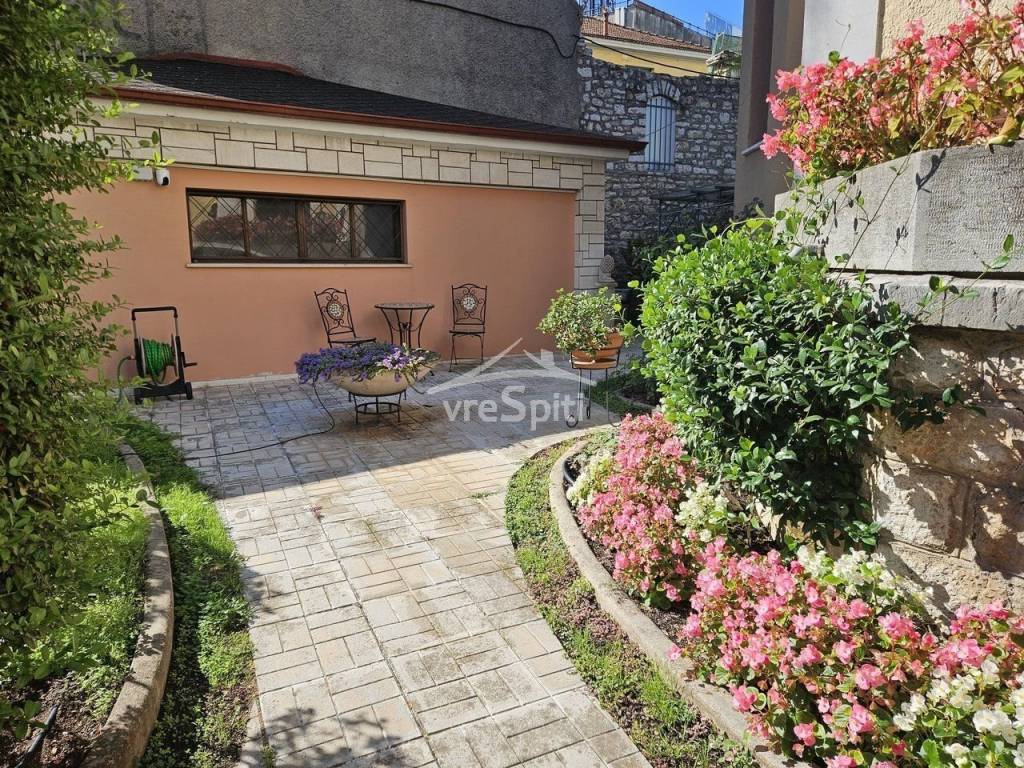 ΕΞΩΤΕΡΙΚΗ ΑΠΟΨΗ ΤΟΥ ΑΚΙΝΗΤΟΥ