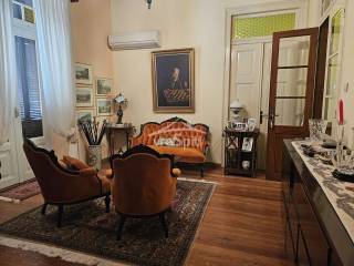 ΕΣΩΤΕΡΙΚΗ ΑΠΟΨΗ