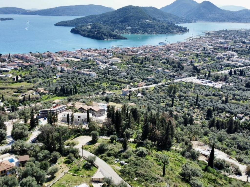 ΜΕ ΠΑΝΟΡΑΜΙΚΗ ΘΕΑ ΣΤΟΝ ΚΟΛΠΟ ΤΟΥ ΝΥΔΡΙΟΥ