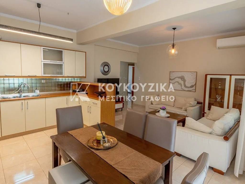 Σαλοκουζίνα