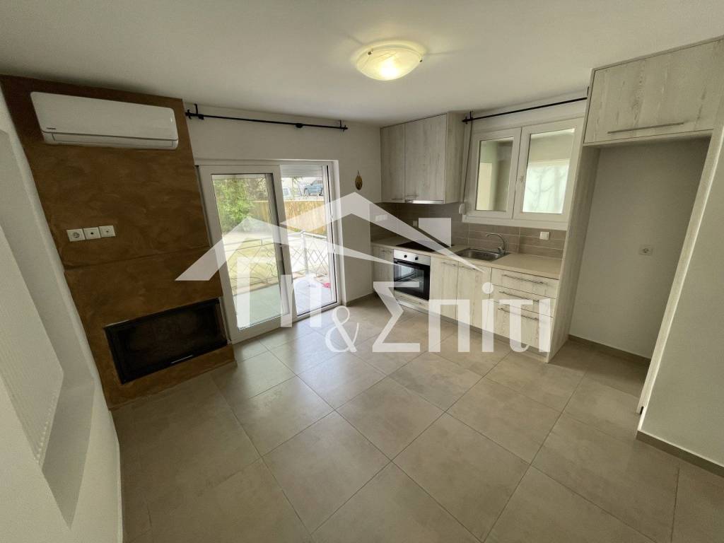 Σαλοκουζίνα