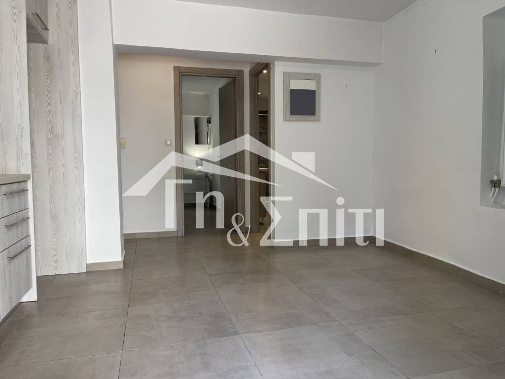 Σαλοκουζίνα