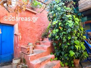 Σκάλες προς το πρώτο επιπςδο