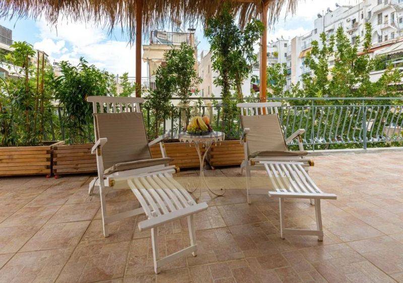 Θέα από μπαλκόνι