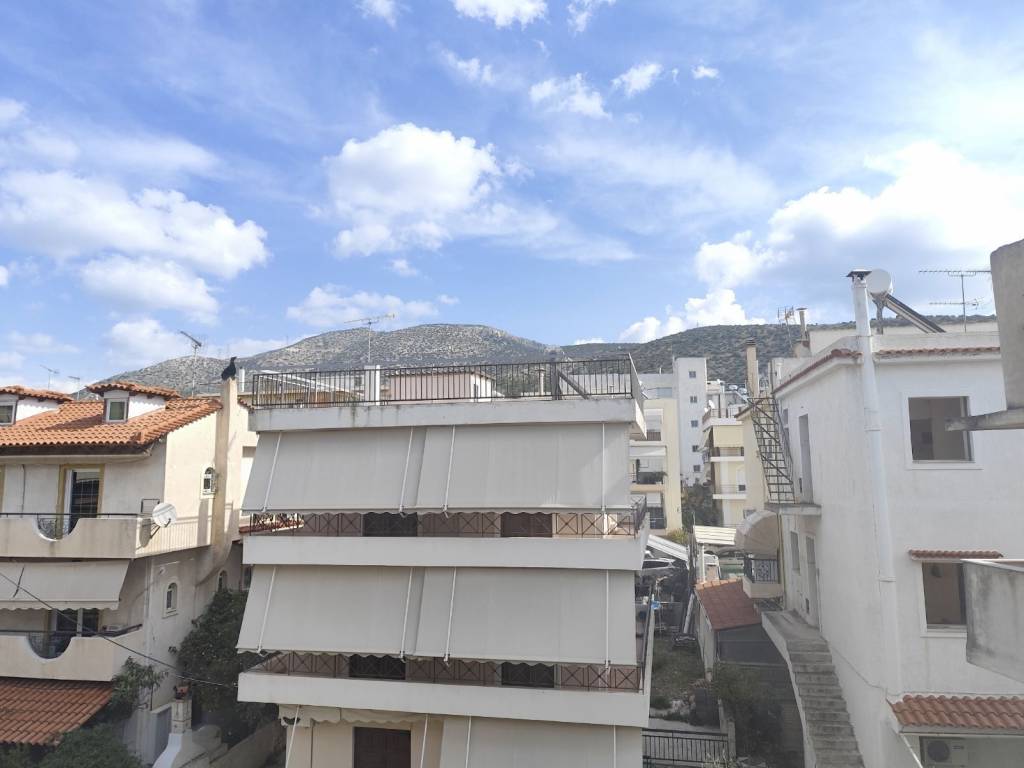 Θέα από μπαλκόνι σαλονιού