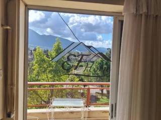 Θέα απο μπαλκόνι