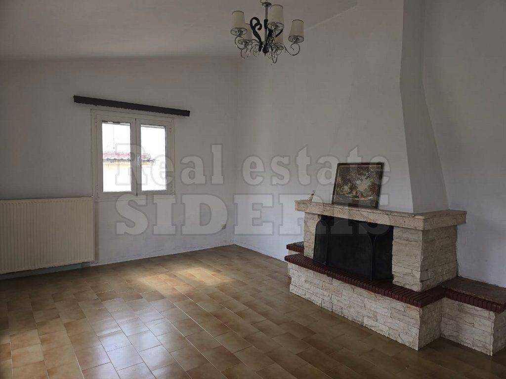 Σαλόνι με τζάκι