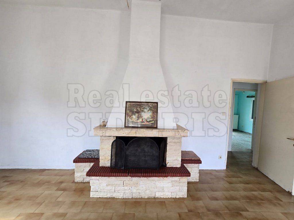 Σαλόνι με τζάκι