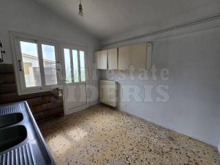 Ξεχωριστή κουζίνα