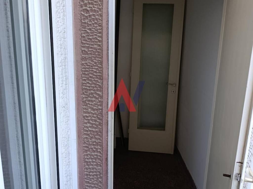 ΑΠΟΘΗΚΗ ΠΙΣΩ ΜΠΑΛΚΟΝΙΟΥ.jpg