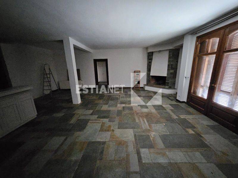 Σαλοκουζίνα