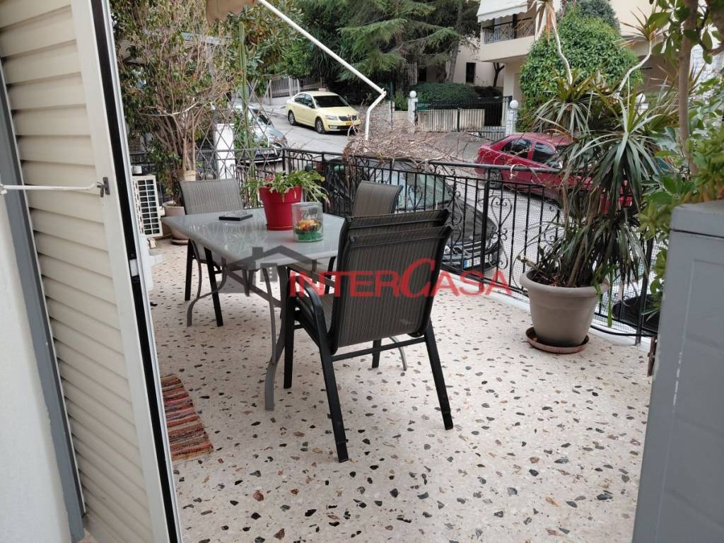 Θέα από μπαλκόνι