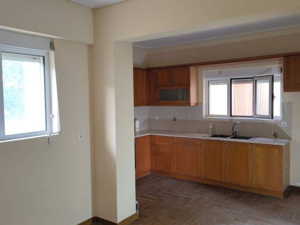 KOYZINA - TRAPEZARIA