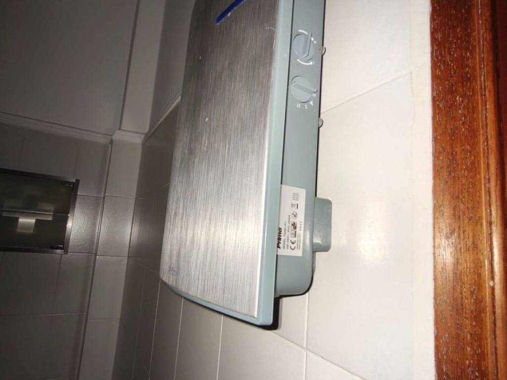 thermantiko soma sto mpanio