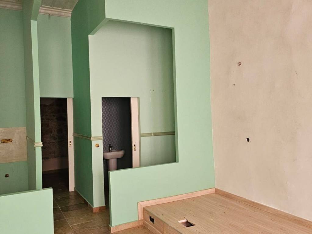 in the old town of Nafplio a shop is for sale