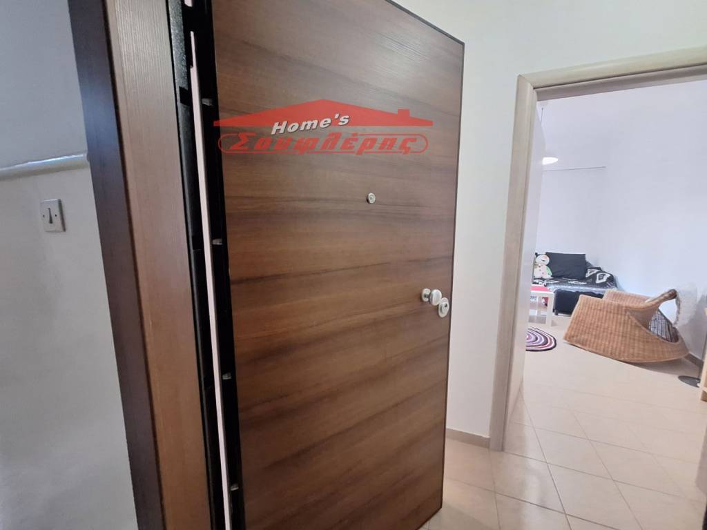 ΘΩΡΑΚΙΣΜΕΝΗ ΠΟΡΤΑ