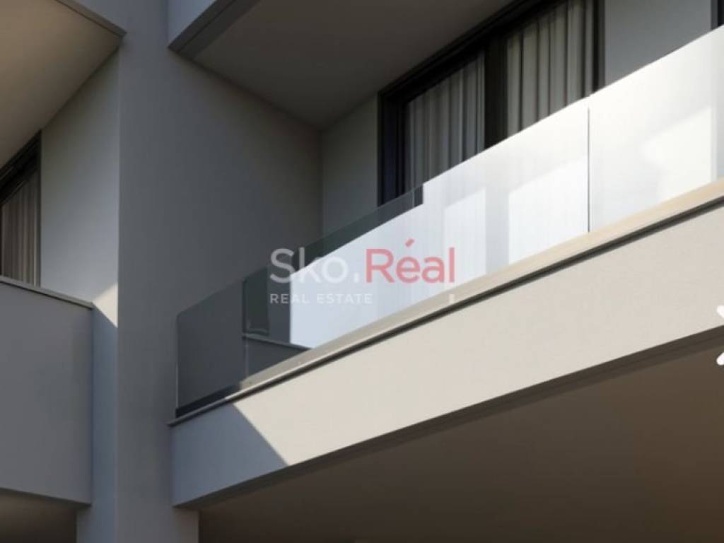 ΦΩΤΟΡΕΑΛΙΣΤΙΚΑ