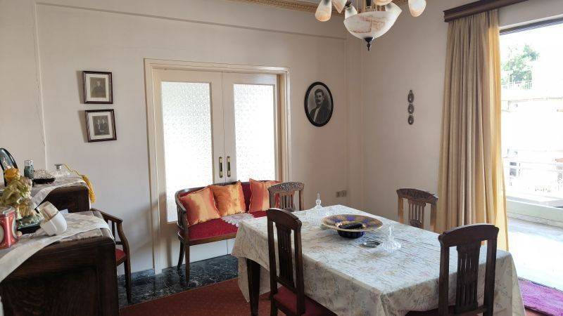 ΤΡΑΠΕΖΑΡΙΑ