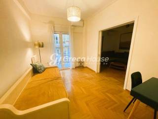 Ανακαινισμένο διαμέρισμα προς Πώληση στο Παγκράτι