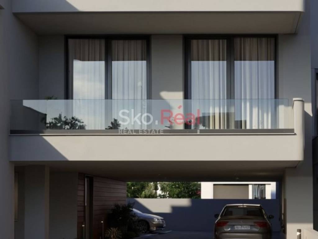 ΦΩΤΟΡΕΑΛΙΣΤΙΚΑ