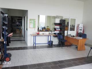 Forumland Real Estate, επαγγελματικός χώρος