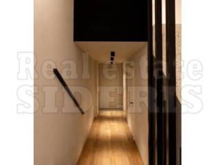 Εσωτερική σκαλα υπογείου