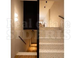 Εσωτερική σκαλα υπογείου