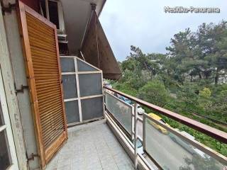 πισω μπαλκονι