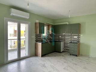 Ενιαίος χώρος κουζίνας-καθιστικού - τραπεζαρίας