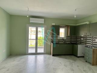 Ενιαίος χώρος κουζίνας-καθιστικού - τραπεζαρίας