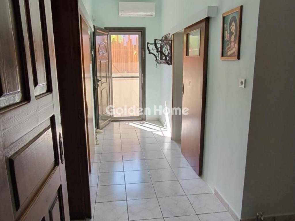 Χολ - Διάδρομος