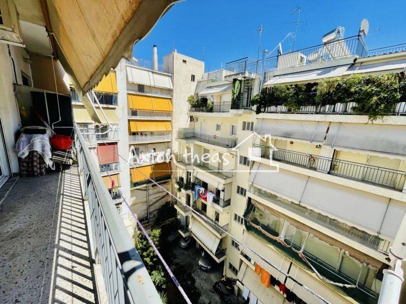 Θέα από μπαλκόνι