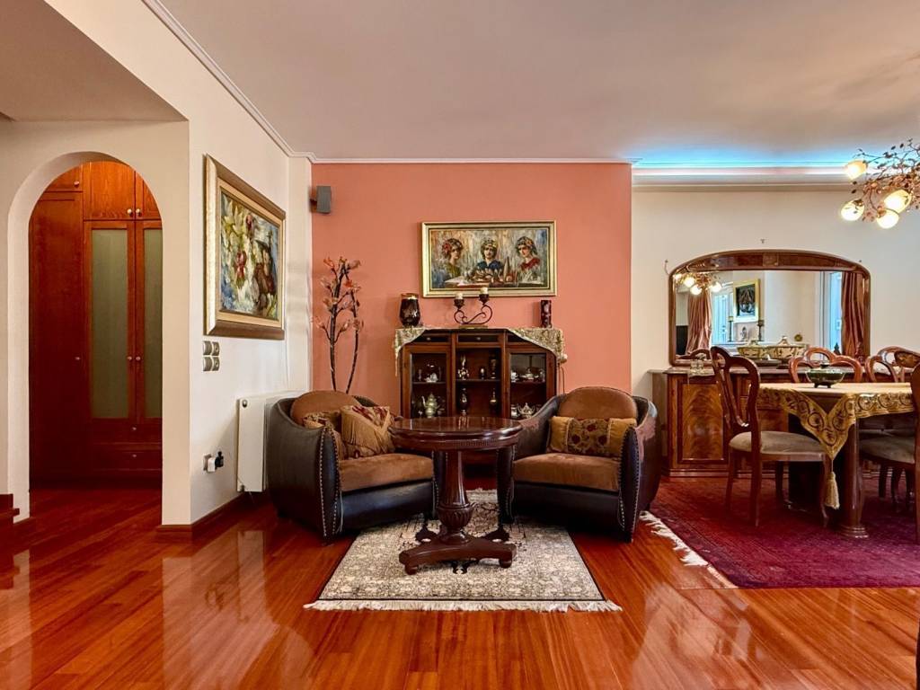 gargittos_residential_detached_for_sale