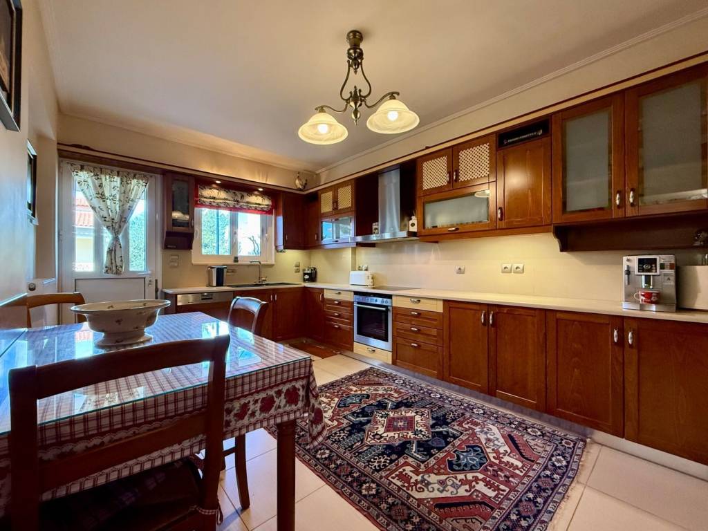 gargittos_residential_detached_for_sale