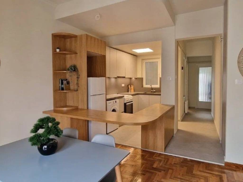 ΚΟΥΖΙΝΑ-ΤΡΑΠΕΖΑΡΙΑ