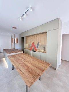 τερψιθεα 2 Small.jpeg