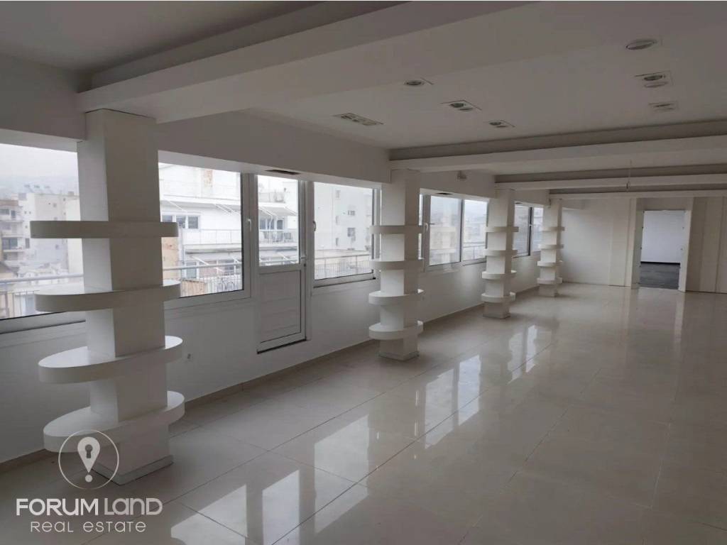 Forumland Real Estate, Εσωτερική όψη