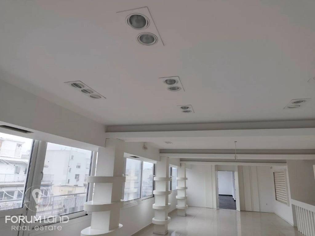 Forumland Real Estate, Εξωτερική Όψη