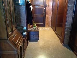 Χολ - Διάδρομος