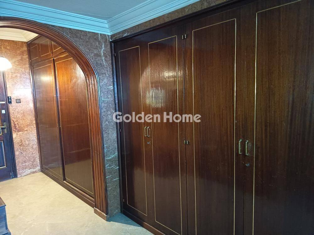 Χολ - Διάδρομος