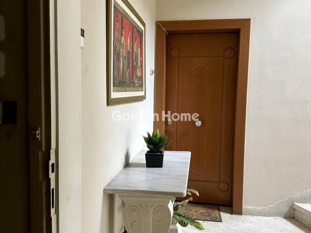 Χολ - Διάδρομος