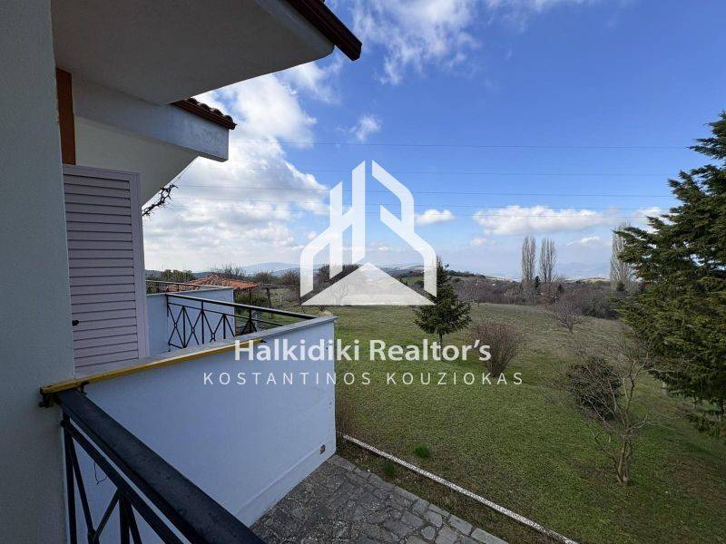 Θέα από μπαλκόνι