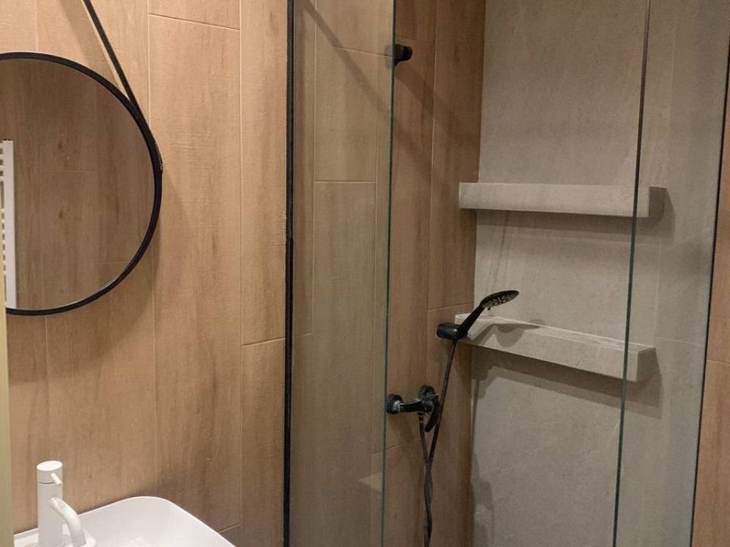 Forumland Real Estate,mpanio