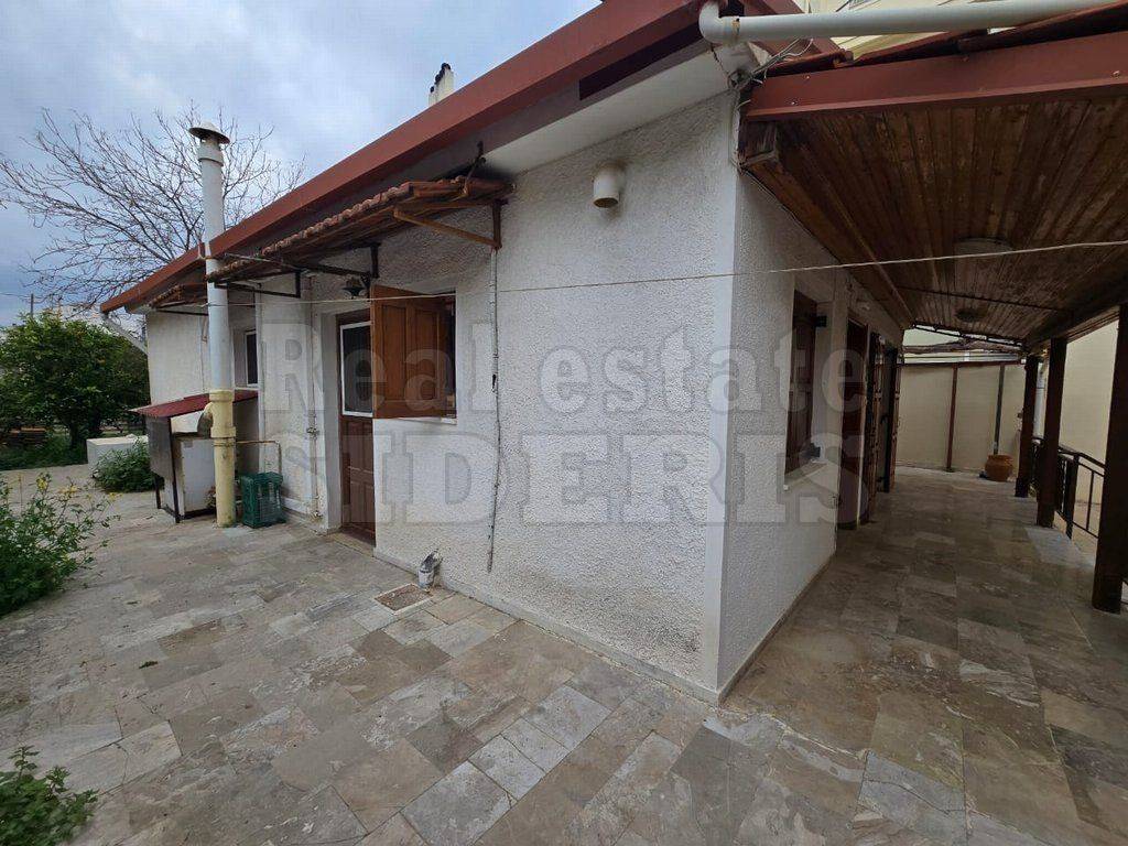 Εξωτερική όψη στο πλάι